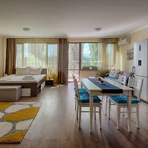  Apartamento Riverside With Free Parking